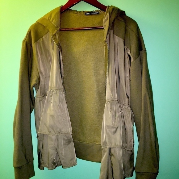 KHAKI green hoodie - Picture 1 of 5